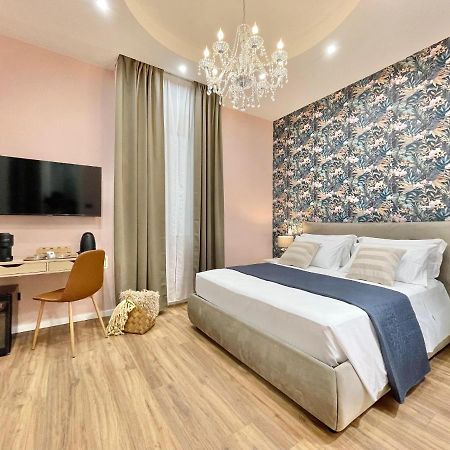 Regina Elena Rooms Пескара Екстер'єр фото