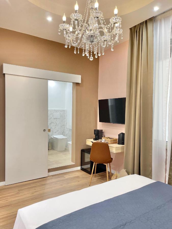 Regina Elena Rooms Пескара Екстер'єр фото